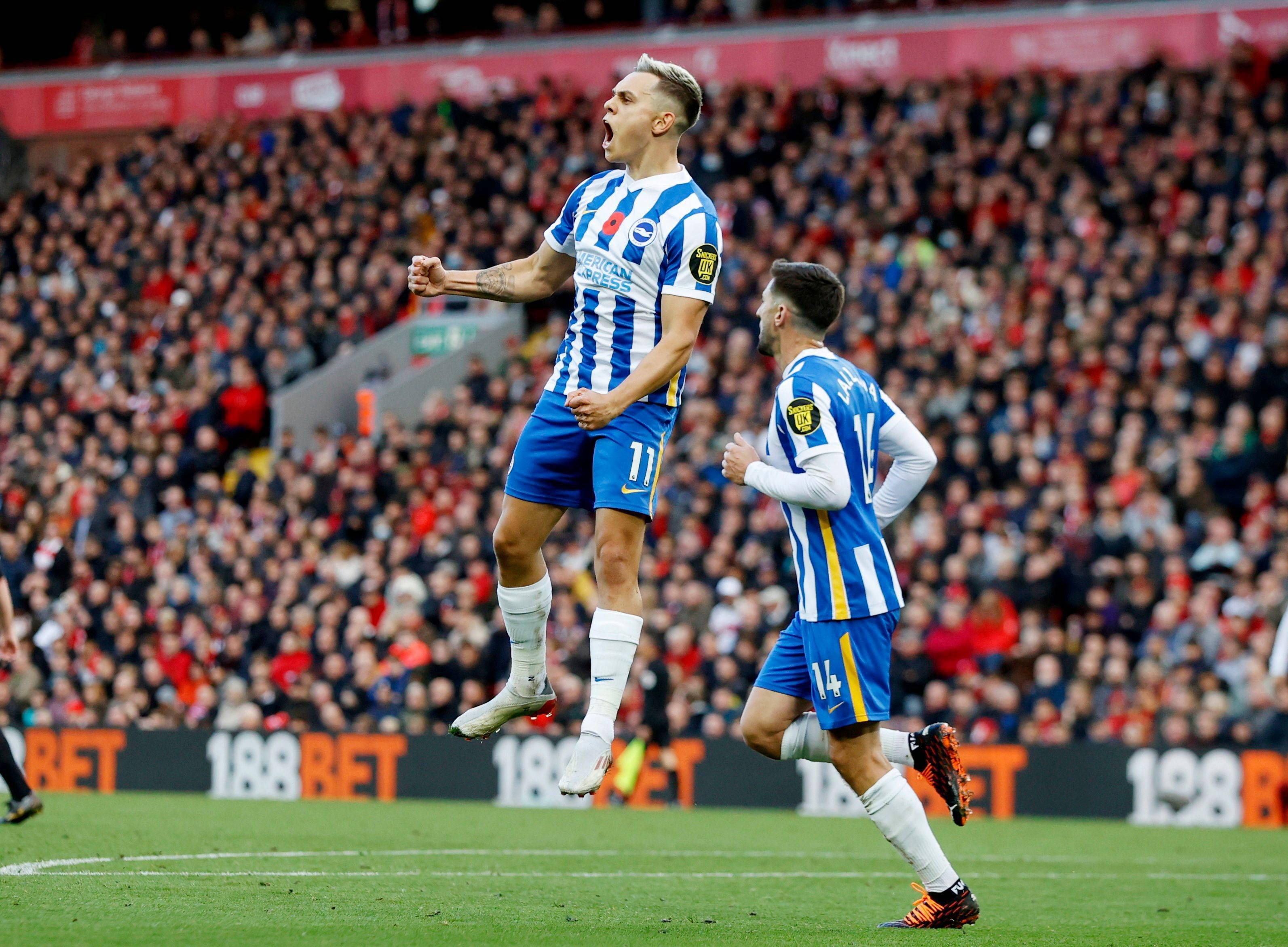 詹姆斯也在 詹姆斯也在